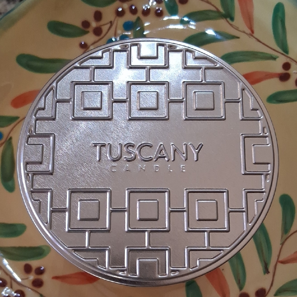 Tuscany Ocean View Scented Jar Candle - Blue & White. NWT. Delicious Scent!! - Picture 3 of 9